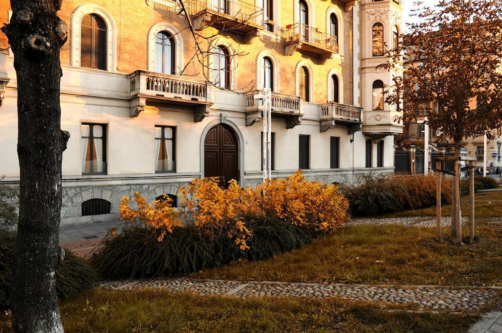 Casa Di Clara Bed & Breakfast Turin Bagian luar foto