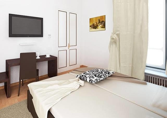 Casa Di Clara Bed & Breakfast Turin Bagian luar foto